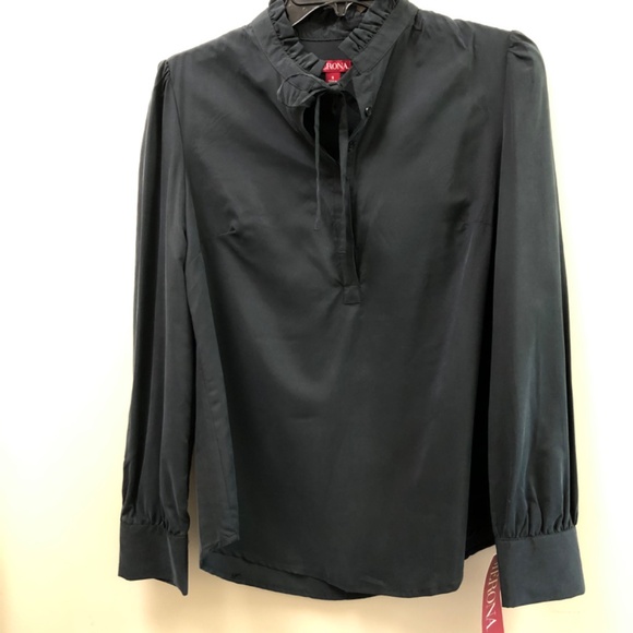NWT Ruffled Collared Blouse with Tie in Black - Picture 11 of 15